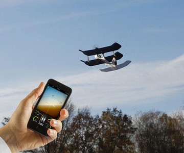 SmartPlane Smartphone-Controlled Aircraft SmartPlane Smartphone-Controlled Aircraft
