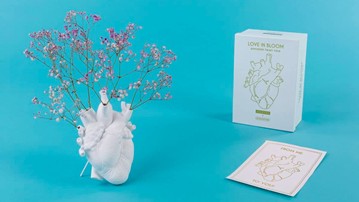 Love in Bloom Porcelain Heart Vase Love in Bloom Porcelain Heart Vase