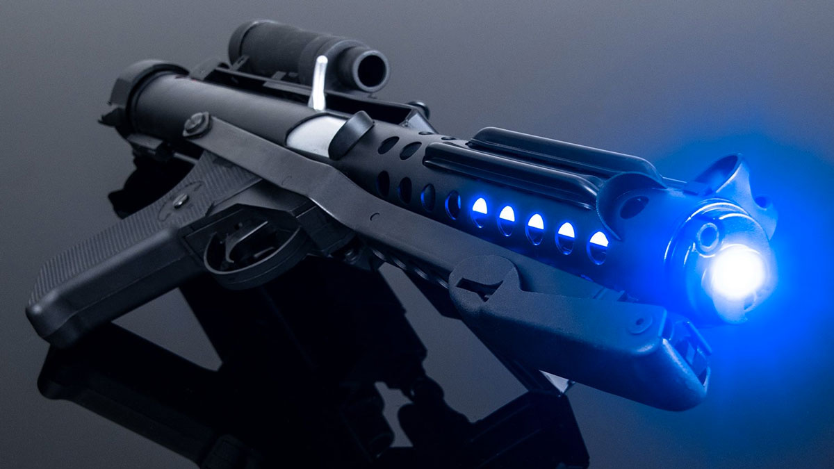 SaberForge E-12 Multi-Role Blaster SaberForge E-12 Multi-Role Blaster
