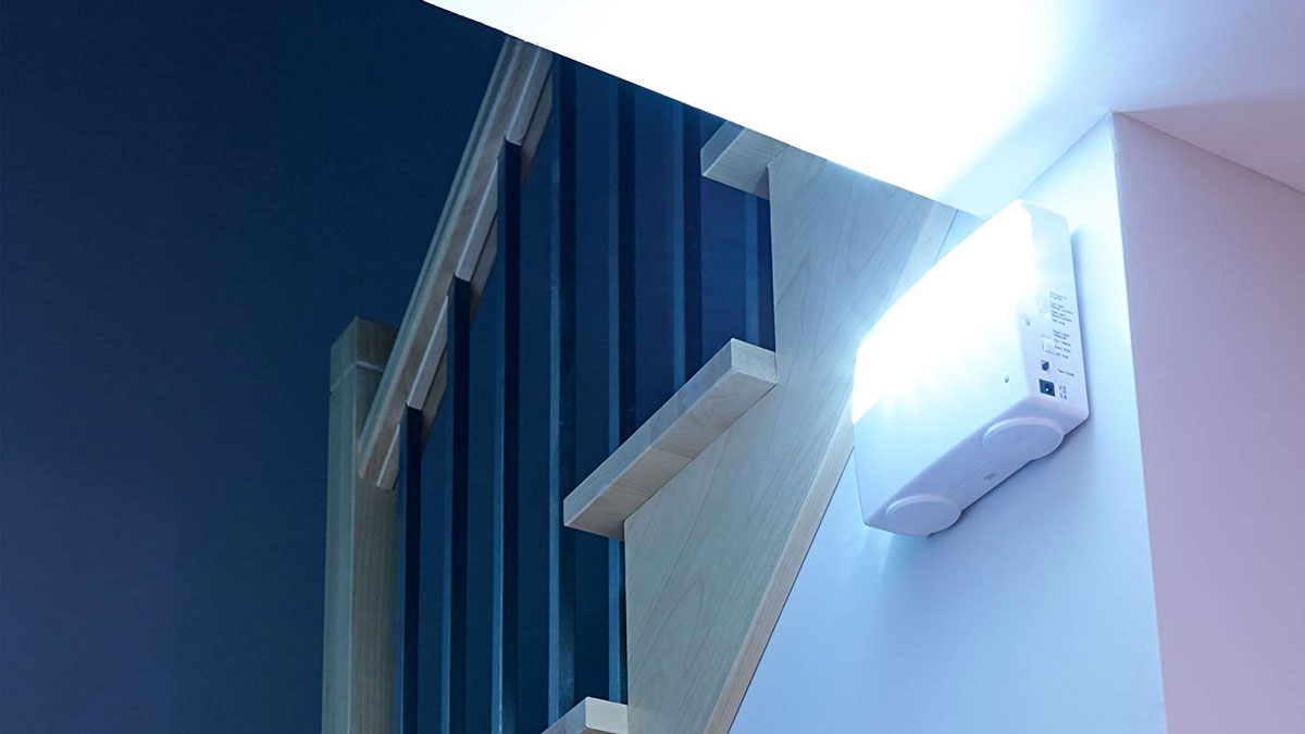 Automatic Emergency & Power Outage Light