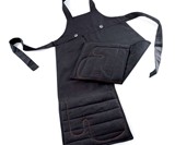 Royal VKB Apron with Built-in Oven Gloves