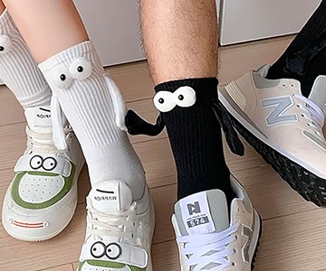 Magnetic Holding Hands Socks Magnetic Holding Hands Socks
