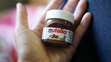 Mini Jars of Nutella