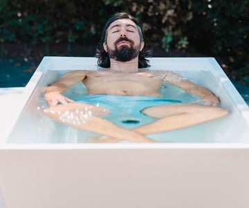 The Plunge Plumbing-Free Cold Therapy Tub The Plunge Plumbing-Free Cold Therapy Tub