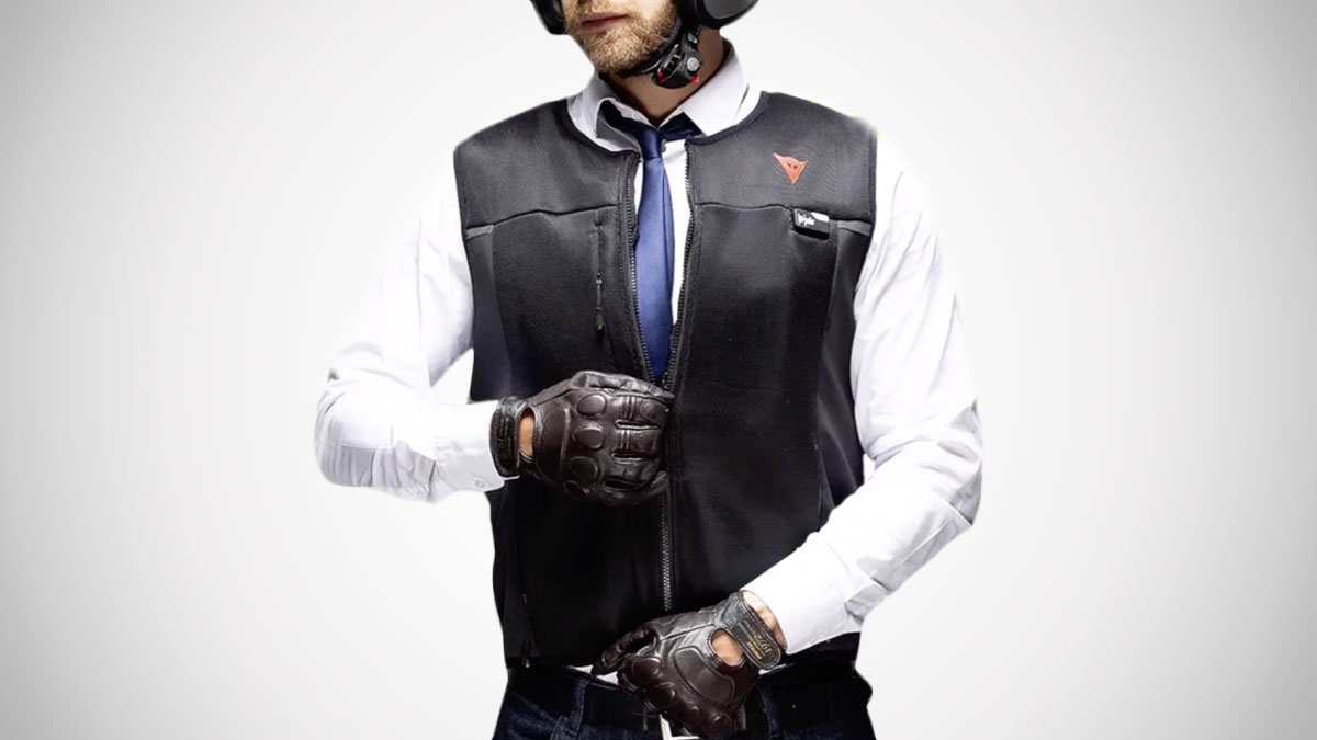 Dainese D-air Airbag Smart Motorcycle Jacket Dainese D-air Airbag Smart Motorcycle Jacket