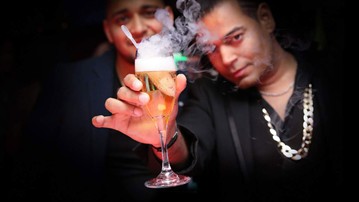 Drinks: Icicle Smokey Dry Ice Drink Stirrers Drinks: Icicle Smokey Dry Ice Drink Stirrers