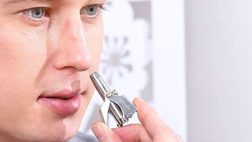 No Batteries Nose & Ear Hair Trimmer for Your Father-in-Law