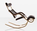 Varier Balans Gravity Recliner - Upright View