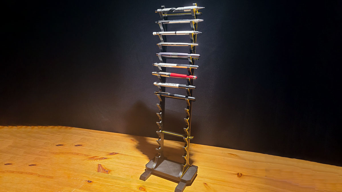 The Tallest Pen Stand The Tallest Pen Stand